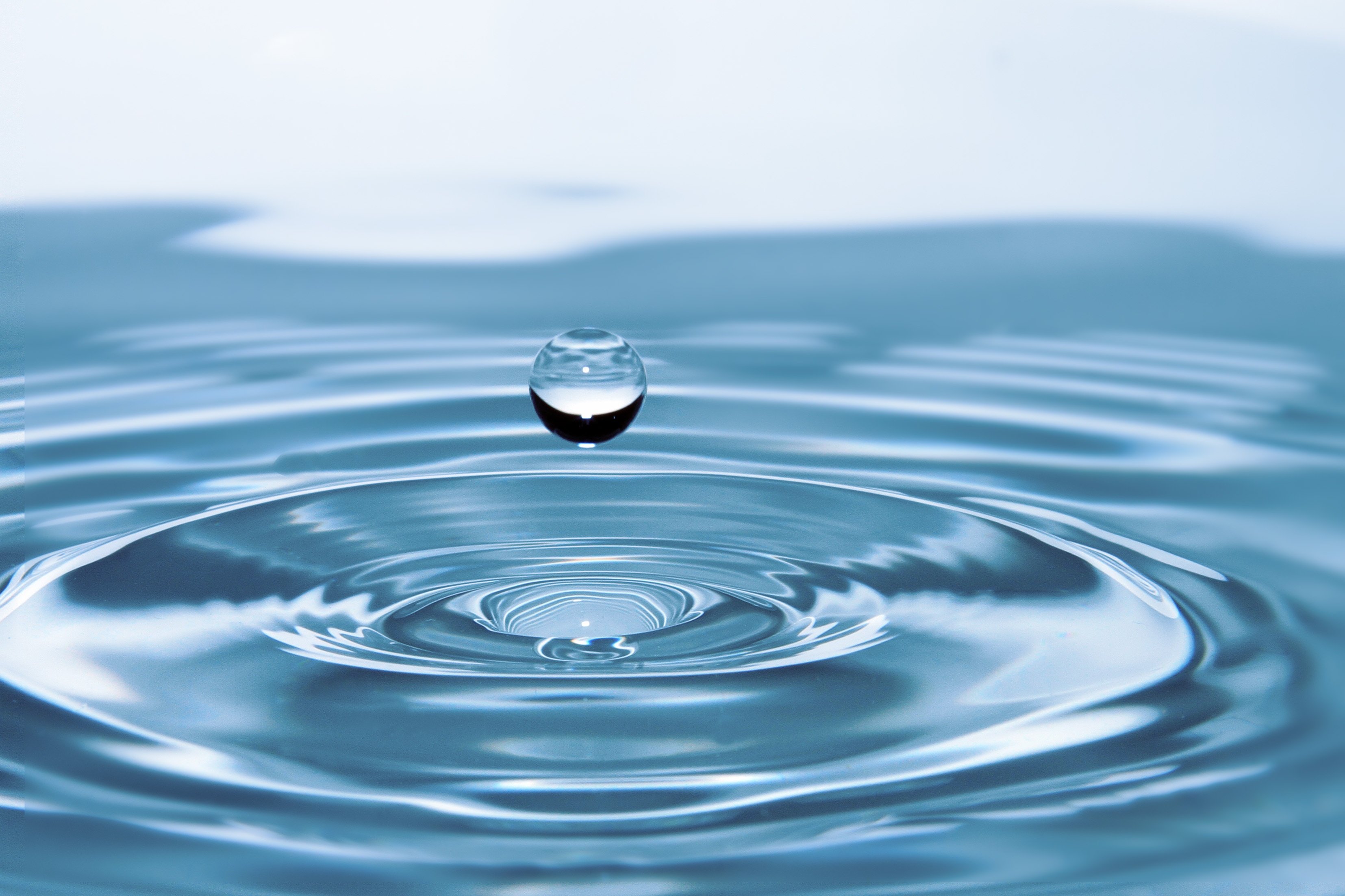drop-of-water-578897 (1)
